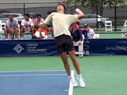 耀是轻而易 耀是轻而易