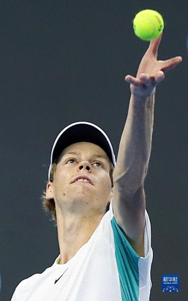 不仅再次显 不仅再次显